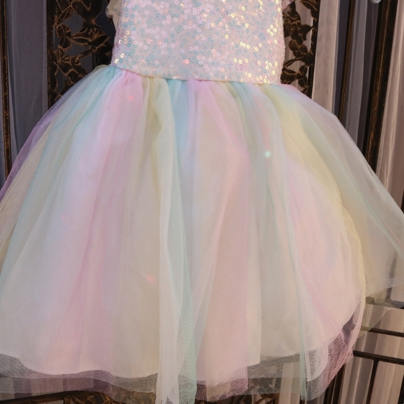 Pippa & Julie Girls rainbow mesh birthday party dress, tutu, sequins, tulle - Picture 5 of 8